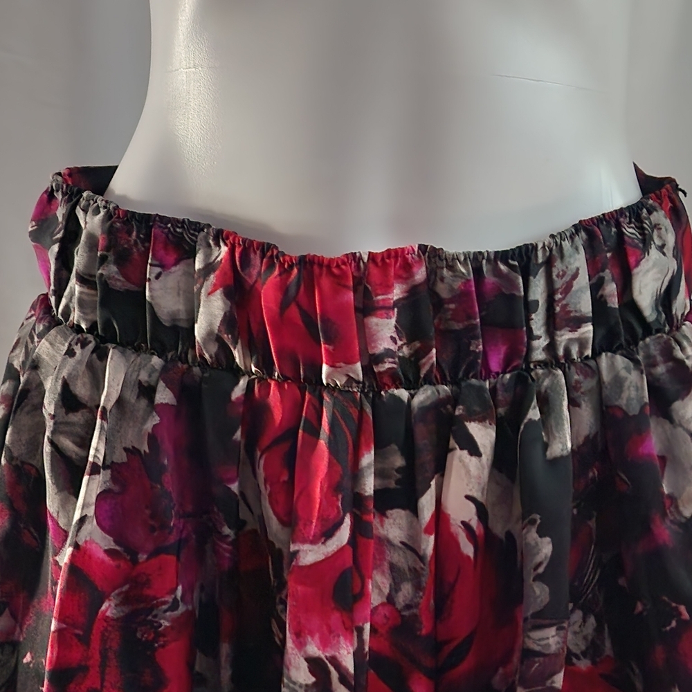 Candie's Floral Chiffon Mini Skirt in Pink and Black - Picture 6 of 8